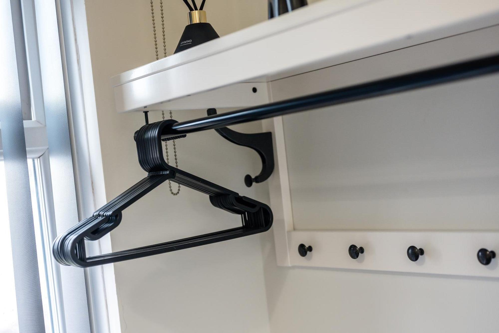 Anfield Cosy Stays - Air Host & Stay - Sleeps 14 Liverpool Bagian luar foto